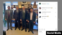 Фото с аккаунта Semeterkin в Инстаграмме. На нем бывший министр культуры Турции Ялчин Топчу, экс-генконсул Эркин Сопоков и Айеркен Саймаити.