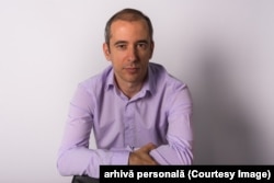 Bogdan Glăvan, profesor universitar de Economie la Universitatea Româno-Americană.