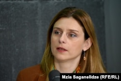 ,ოპოზიციონერი პოლიტიკოსი, უპარტიო - თეონა აქუბარდია, გიორგი გახარიას პარტიულ სიაში მე-11 ნომერი იყო