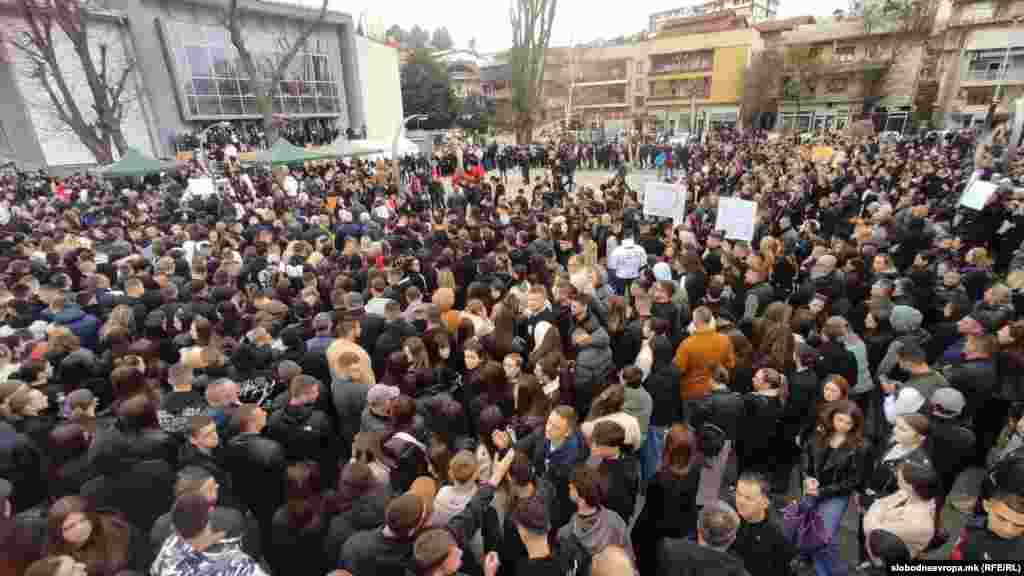 Kočani, odavanje počasti poginulima u požaru, 17.3.2025.