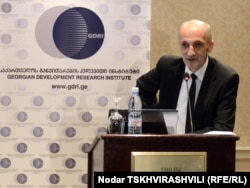 გია ხუხაშვილი