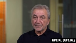 Председателят на КЗК Росен Карадимов