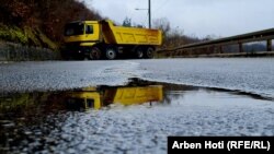 Dita e tretë e barrikadave në veri
