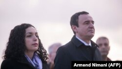 Presidentja e Kosovës, Vjosa Osmani, dhe kryeministri Albin Kurti. Fotografi nga arkivi. 