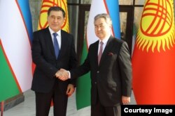 Владимир Норов жана Жээнбек Кулубаев.