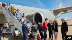 عملیات بیرون کردن اتباع خارجی از سودان از حدود یک هفته به این طرف ادامه دارد. 