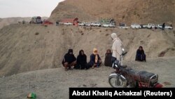 Чаман чек ара пункту жабык турган маалда. Сентябрь 2021-жыл