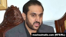 میر عبدالقدوس بزنجو تور پورې کړی دی چې وفاق ورته د اېن اېف سي له پیسو خپله برخه نه ورکوي - پخوانی انځور. 