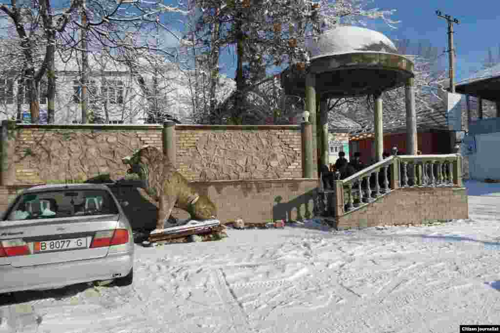 Арстанбаптын борбору.                      