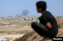 Anunțul acordului a venit după mai multe zile de noi bombardamente israeliene puternice în Gaza.