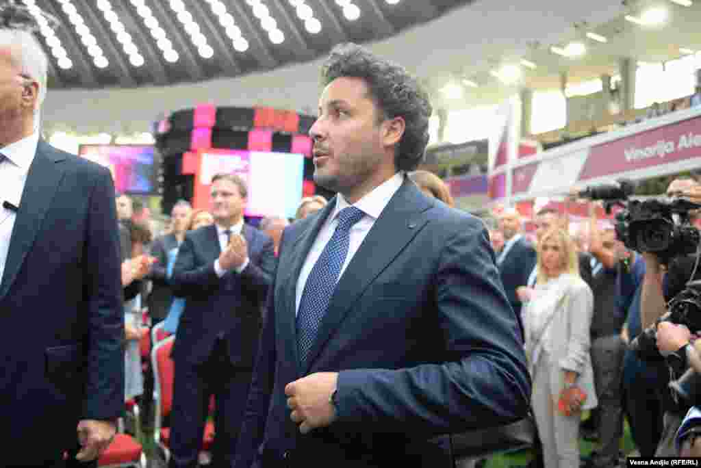 Događaju je prisustvovao i Dritan Abazović, tehnički premijer Crne Gore, koja je ranije odbila da se priključi inicijativi "Otvoreni Balkan".&nbsp;