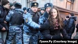 ანასტასია ზინოვკინა მოსკოვში საპროტესტო აქციაზე