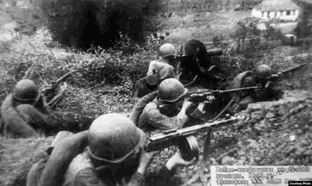 В действующую армию Кыргызстан направил более 360 тысяч человек или каждого четвертого жителя страны.