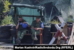 Бойовики присутні у демілітаризованій зоні в Станиці Луганській