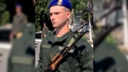 „A împlinit 20 de ani la Azovstal”. Lacrimile mamei unui soldat ucrainean