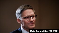 Savetnik State Departmenta Derek Chollet pozdravio je odluku Kosova da prihvati predlog Evropske unije