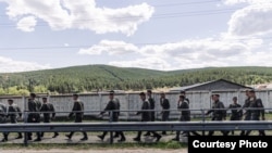 Бурятиядагы аскерлер. Иллюстрациялык сүрөт.