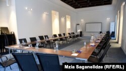 საკონფერენციო სივრცე "საქართველოს რუს ახალგაზრდათა კავშირის“ მიერ ორგანიზებული სემინარის შეწყვეტის შემდეგ. 20 ივნისი, 2022 წელი