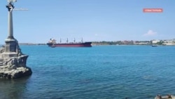 Як російський балкер «Матрос Позынич» заходив до Севастополя для завантаження українським зерном (відео)