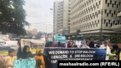 په پاکستان کې فعالانو په بیا بیا د بلوڅانو ورکېدو او وژنو ضد مظاهرې او لاریونونه کړي دي - پخوانی انځور.