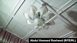 باشنده گان کابل میگویند که در بسیاری مواقع در نبود برق شب های تاریک و سرد را سپری می کنند