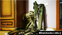 სახლი, რომელშიც უკრაინის მხარეზე მებრძოლი იჩქერიის ბატალიონის მებრძოლები იმყოფებოდნენ