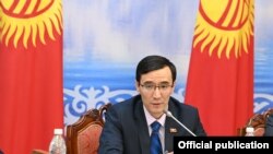 Медербек Алиев.