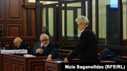 «Его ресурсы постепенно иссякают», – убеждал сегодня невролог Отар Тоидзе судью Георгия Арвеладзе