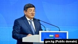 Акылбек Жапаров. 