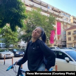 Мина Митановска, средношколка