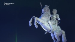 Спомениците штедат, за крстовите нема криза 