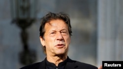 مجسټرېټ جاوېد علي په مقدمه کې پر عمران خان تور پورې کړی چې په خلکو، پوليسو او عدالت کې يې وېره خپره کړې ده - پخوانی انځور