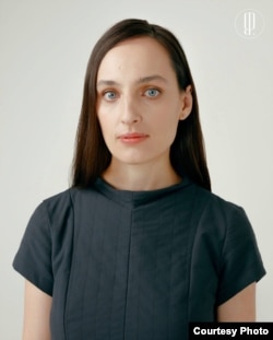 Елена Костюченко