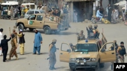 تصویر آرشیف: تعدادی از سربازان و افسران اردوی پاکستان 