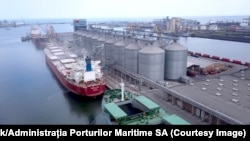 Portul Constanța nu are o capacitate de a stoca mai mare de 200.000 de tone de cereale, iar aceste silozuri sunt deja pline.
