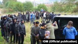 Босниядагы чет элдик мигранттардын убактылуу жайында. 2020-жылдын 20-октябры.