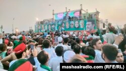 د عمران خان د چارسدې جلسې یوه څنډه - د سېپټېمبر ۱۷مې انځور. 