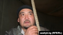 Марат Козукеев театрда. Архивдик сүрөт.