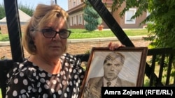 Ljutfije Vokši, sestra nestalog Adema Ademija iz Mitrovice