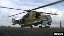 Ruski vojni helikopter, baza Hmejmim, oktobar 2015.