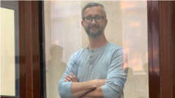 Nariman Celâl Rusiye kontrolindeki Aqmescitniñ Kiyev rayon mahkemesinde, 2021 senesi sentâbrniñ 6-sı