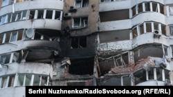 კიევზე რუსული ჯარების შეტევის შედეგად განადგურებული ბინები. 2025 წლის 6 ივნისი