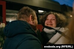 Паліна ўпершыню за доўгі час змагла адбняць мужа