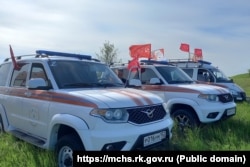 Автопробег сотрудников Министерства чрезвычайных ситуаций российского правительства Крыма в честь «Дня Победы»