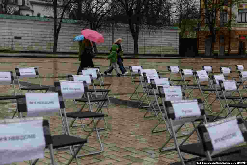 В общей сложности 119 медийщиков погибли с начала полномасштабного российского вторжения, по данным Института массовой информации. Из них 15 – при исполнении профессиональных обязанностей, 14 – как гражданские жертвы и 90 – как участники боевых действий