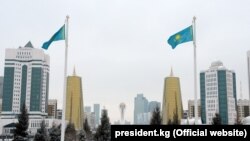 Казакстан.  Ак-Орда. Байтерек.