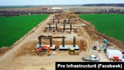 Pe lotul construit de compania China Engineering lucrările sunt realizate în procent de 38%.