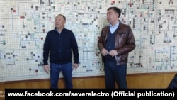 Доскул Бекмурзаев (слева).