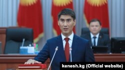 Чынгыз Айдарбеков.