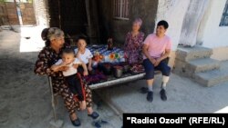 Темурали Наврузов в кругу семьи